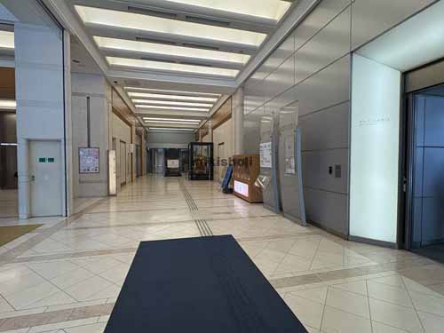 日本橋一丁目三井ビルディング エントランス1