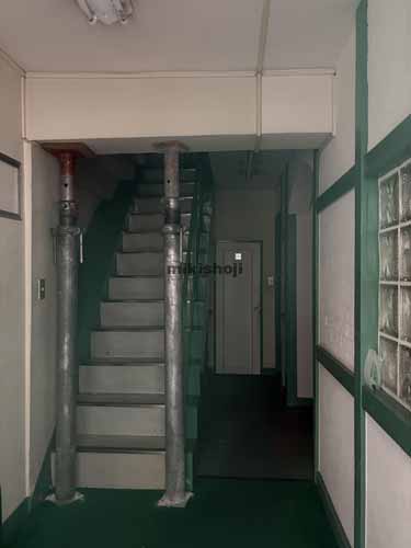 インペリアルビル エントランス1