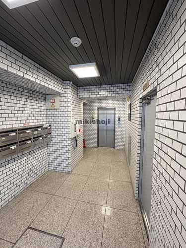 ＴＭビル エントランス1