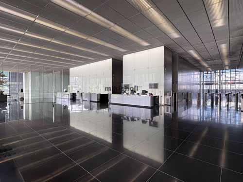 グラントウキョウ　サウスタワー エントランス1