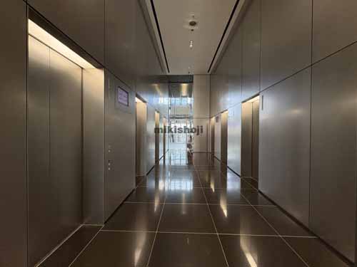 グラントウキョウ　サウスタワー エレベーターホール1