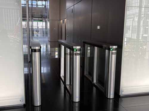 グラントウキョウ　サウスタワー エレベーターホール3