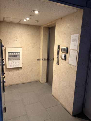 銀座秀芳ビル エレベーターホール1