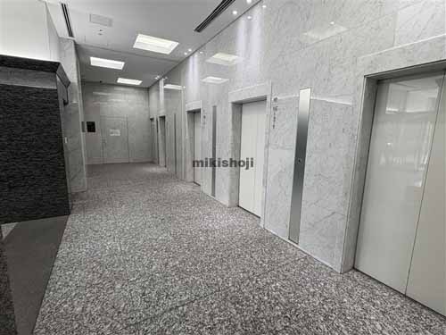 神田和泉町・神田松永町の秋葉原フコク生命ビル エレベーターホール1