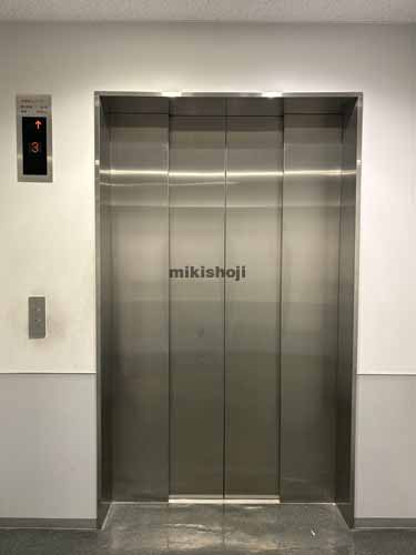 ＫＤＸ豊洲グランスクエア エレベーターホール1