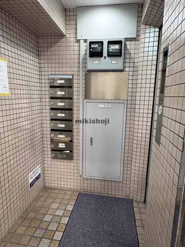 日宝新御茶ノ水ビル エントランス1