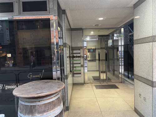 第二中央ビル エントランス1