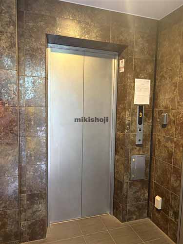 ＣＯＭＭＯＮ Ａｋａｓａｋａビル エレベーターホール1