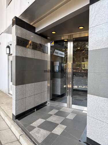 Ｊプロ代々木一丁目ビル エントランス1