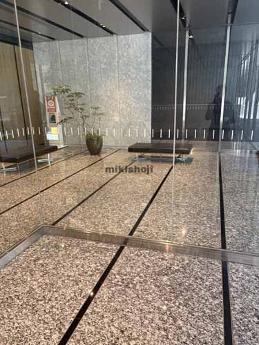 住友不動産九段北ビル エントランス1