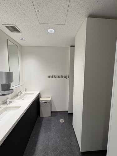 新橋の京阪神御成門ビル 水回り1