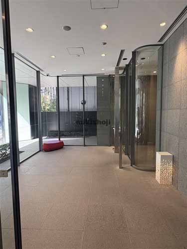 ＰＭＯ岩本町 エントランス1