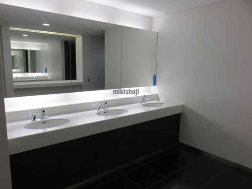 住友不動産新宿セントラルパークビル 水回り1