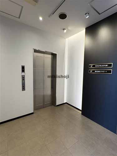 第一法規本社ビル エレベーターホール1