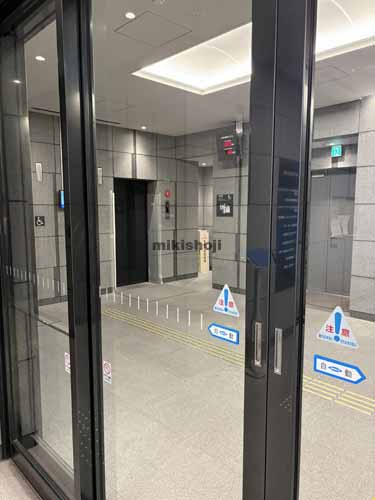 日立神田ビル エレベーターホール1