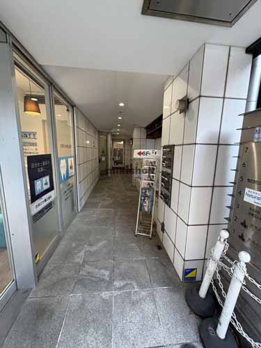 駿河台アライビル エントランス1