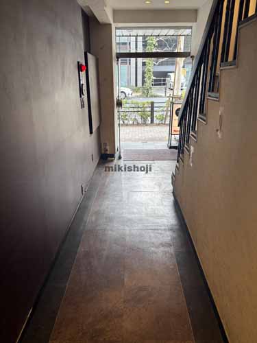 千代田第一ビル エントランス1