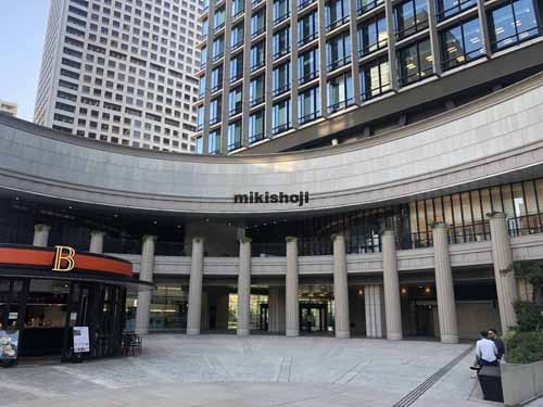 三田ベルジュビル エントランス3