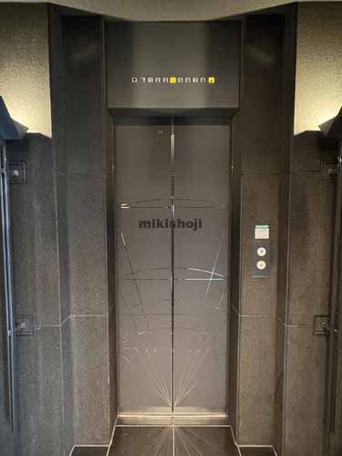 日本橋茅場町・兜町のトラッドビル エレベーターホール1