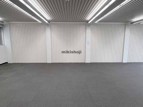 青山江崎ビル 貸室内1