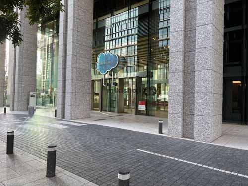 日本生命丸の内ガーデンタワー エントランス1