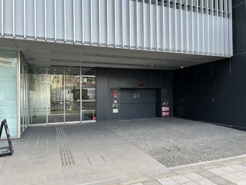 クロスオフィス三田 エントランス2