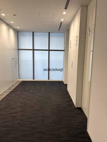 七十七銀座ビル エレベーターホール2