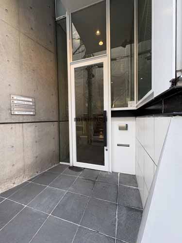 Ｊ１御茶ノ水ビル エントランス1