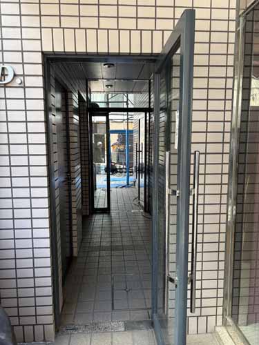 マンバビル エントランス1