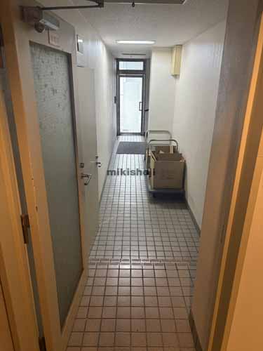 石井ビル エントランス1