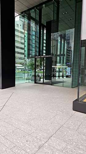 ミュージアムタワー京橋 エントランス1