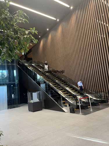 ＹＯＴＳＵＹＡ　ＴＯＷＥＲ エントランス1