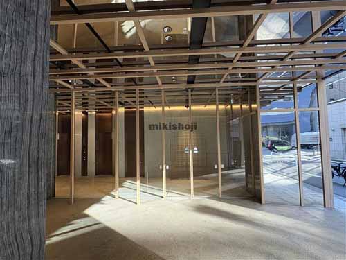 ＫＯＪＩＭＡＣＨＩ ＴＥＲＲＡＣＥ エントランス1