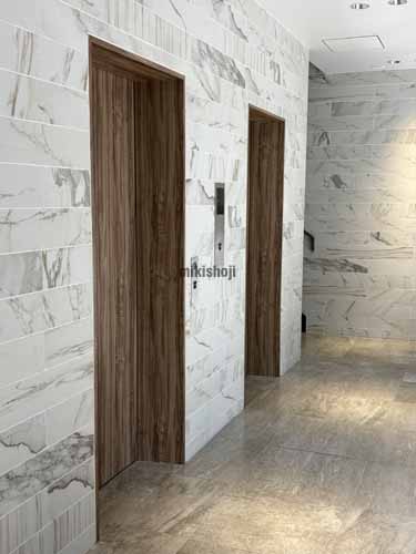 ＴＨＥ　ＴＥＲＲＡＣＥ　ＴＳＵＫＩＪＩ エレベーターホール1