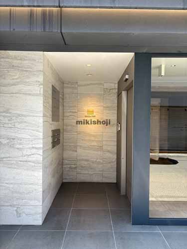 神田ファーストビル エントランス1