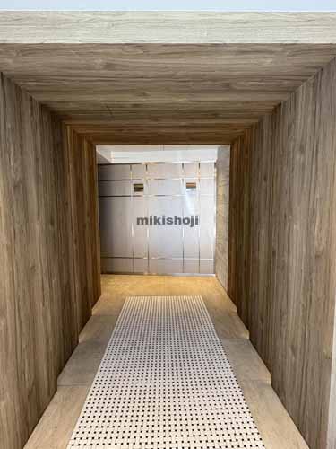 神田ファーストビル エントランス2