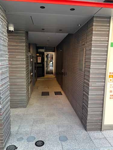 ベルグランツ神田神保町ビル エントランス1