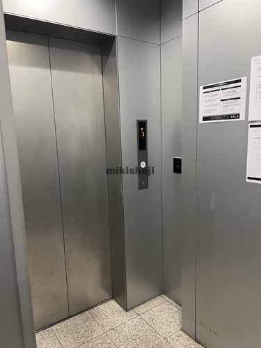 ベルグランツ神田神保町ビル エレベーターホール1