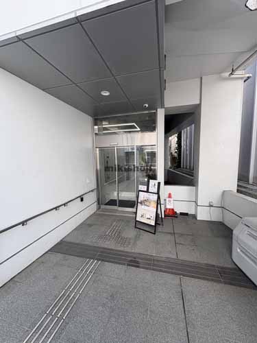 Ｊ６ エントランス1