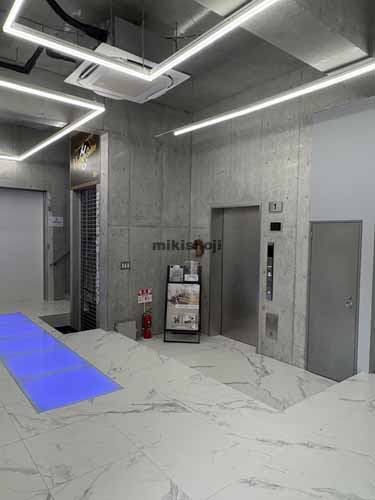 Ｊ６ エレベーターホール2