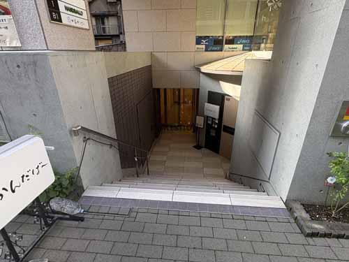 一広グローバルビル エントランス1