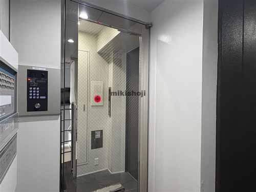 神田平河町・神田佐久間町・神田佐久間河岸のリヨンドール秋葉原 エントランス2