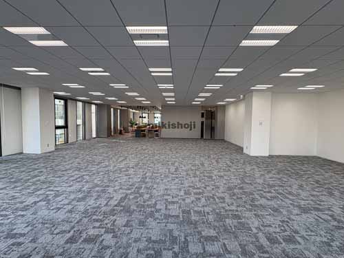 西新宿　ＢＵＳＩＮＥＳＳ　ＣＵＢＥ 貸室内1