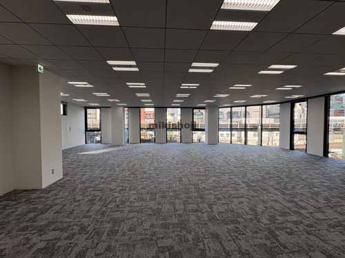 西新宿　ＢＵＳＩＮＥＳＳ　ＣＵＢＥ 貸室内2