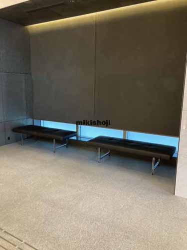 神田御幸ビル エントランス1