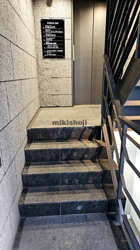 ギンザ１０４ビル エレベーターホール1