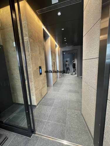群馬銀行池袋ビル エレベーターホール3