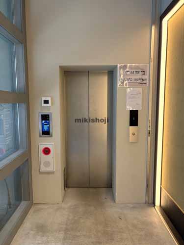 麹町の近鉄半蔵門ＳＱＵＡＲＥ エレベーターホール3