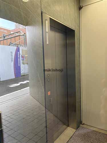 赤坂伊東ビル エレベーターホール1