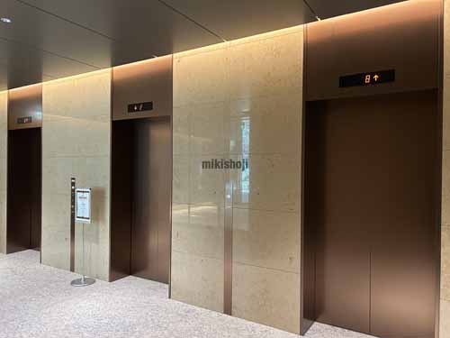 八重洲通フィルテラス エレベーターホール1